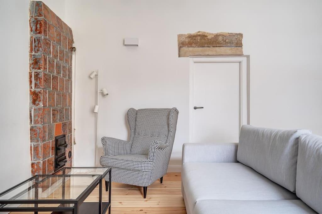 Spacious 2-Bedroom Flat In Old Town By Urban Rent VNO Exterior photo